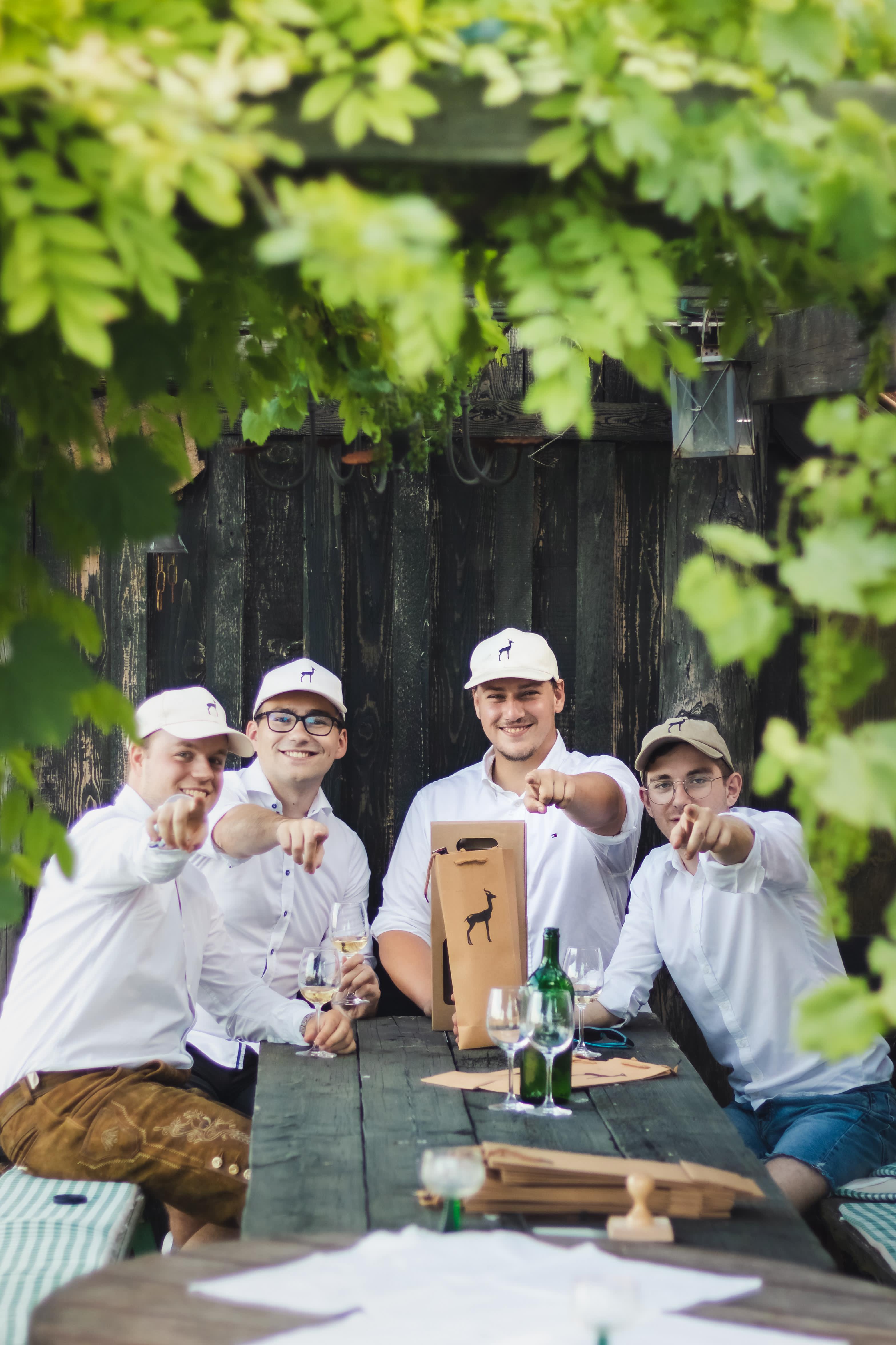 Das Potpourri Team unter den Reben